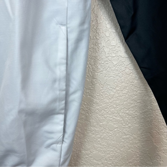 Under Armour Men’s S Loose Windbreaker All Season Gear - Picture 6 of 13